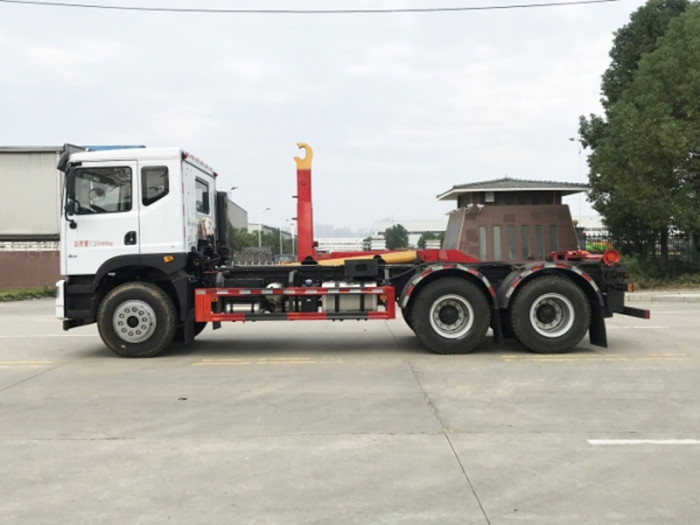 東風(fēng)華神25噸勾臂式垃圾車(chē)
