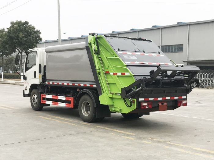 江鈴壓縮式垃圾車