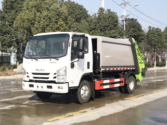 五十鈴六立方壓縮式垃圾車