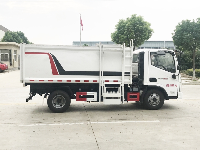福田奧鈴側(cè)掛桶式垃圾車