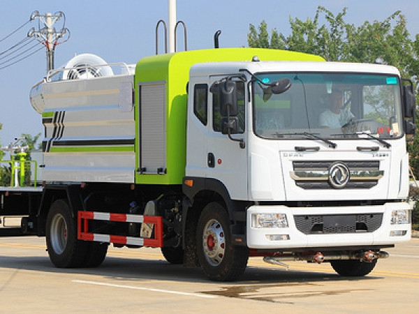 國(guó)六東風(fēng)D9 12噸方罐抑塵車