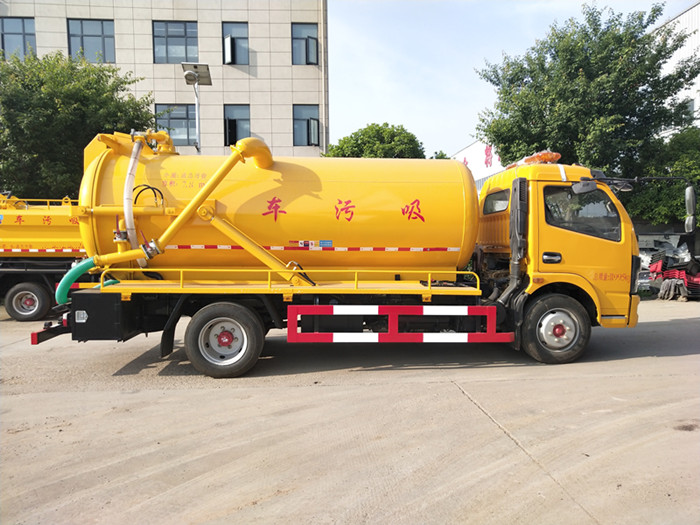 國(guó)六東風(fēng)福瑞卡9.2方清洗吸污車(chē)一體罐