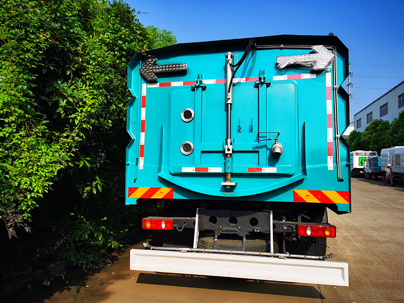 東風天錦洗掃車